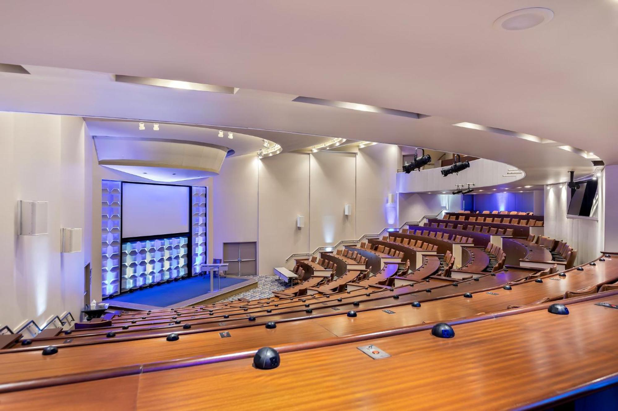 Crowne Plaza Princeton - Conference Center By Ihg Exterior photo