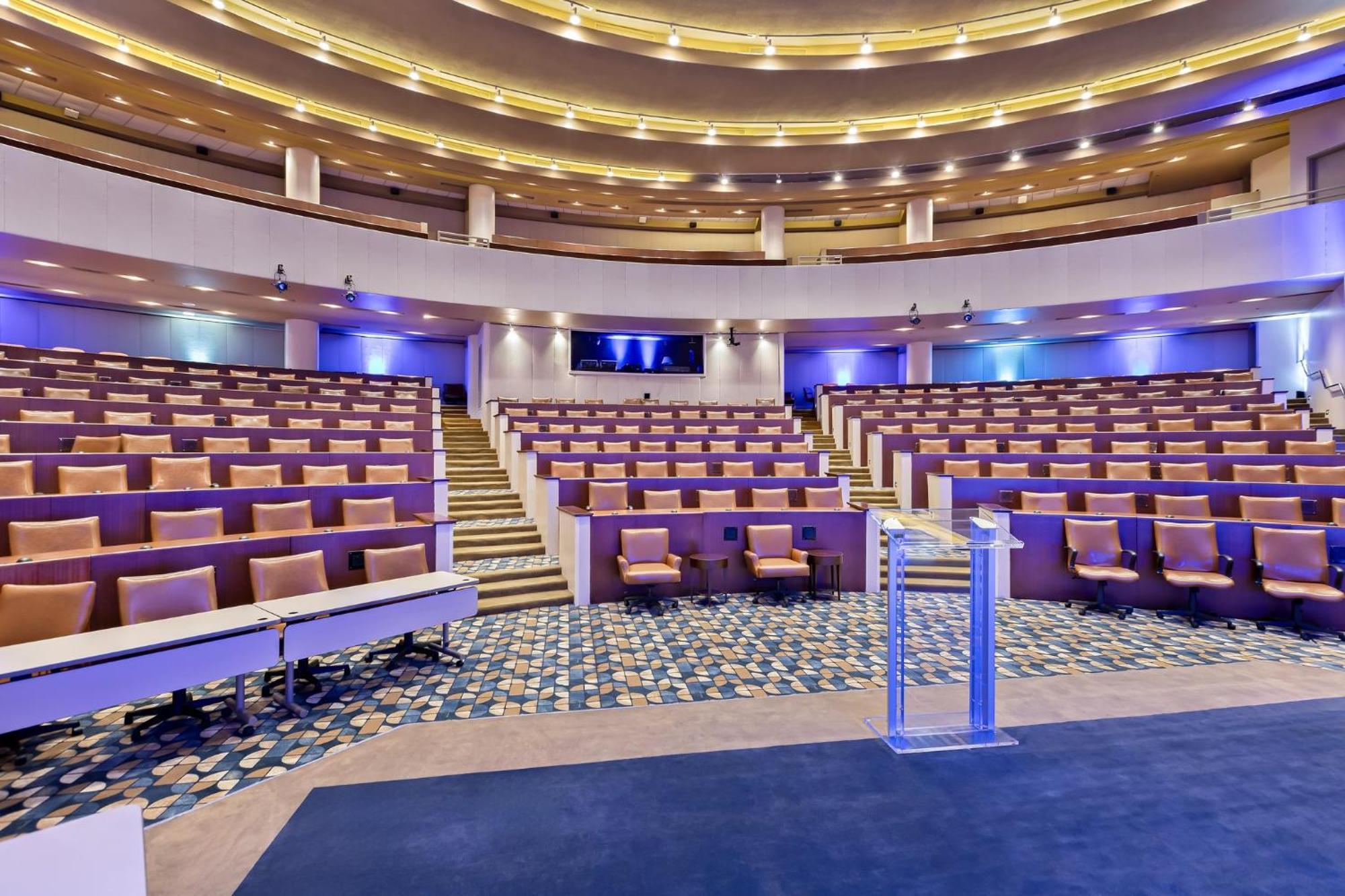 Crowne Plaza Princeton - Conference Center By Ihg Exterior photo